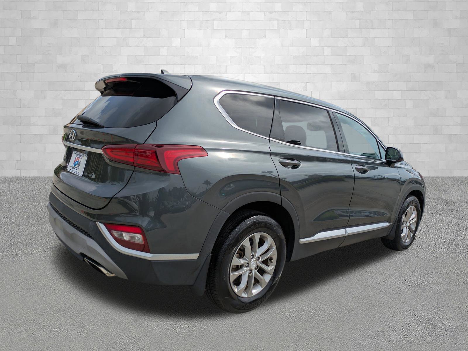 Used 2020 Hyundai Santa Fe SEL image 2