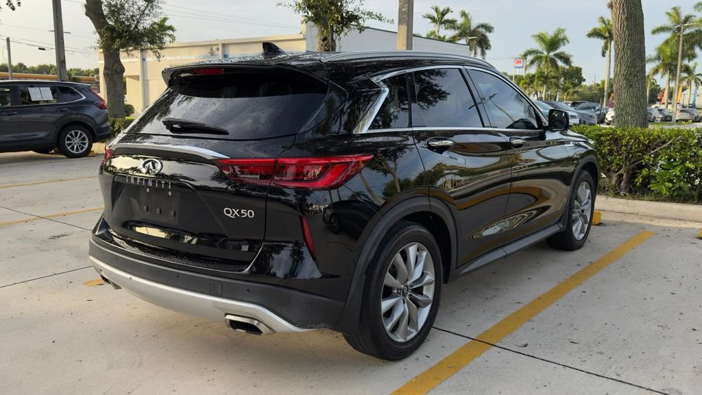 Used 2021 INFINITI QX50 Essential w/ Convenience Package FWD image 8
