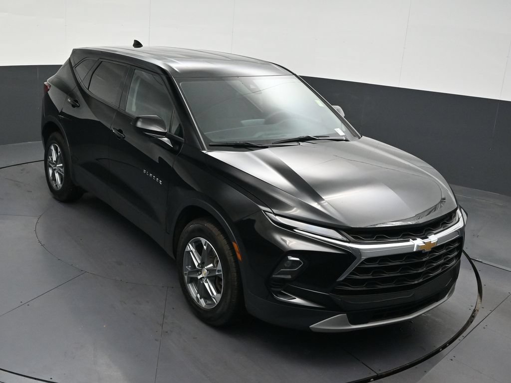 Used 2023 Chevrolet Blazer LT FWD image 24