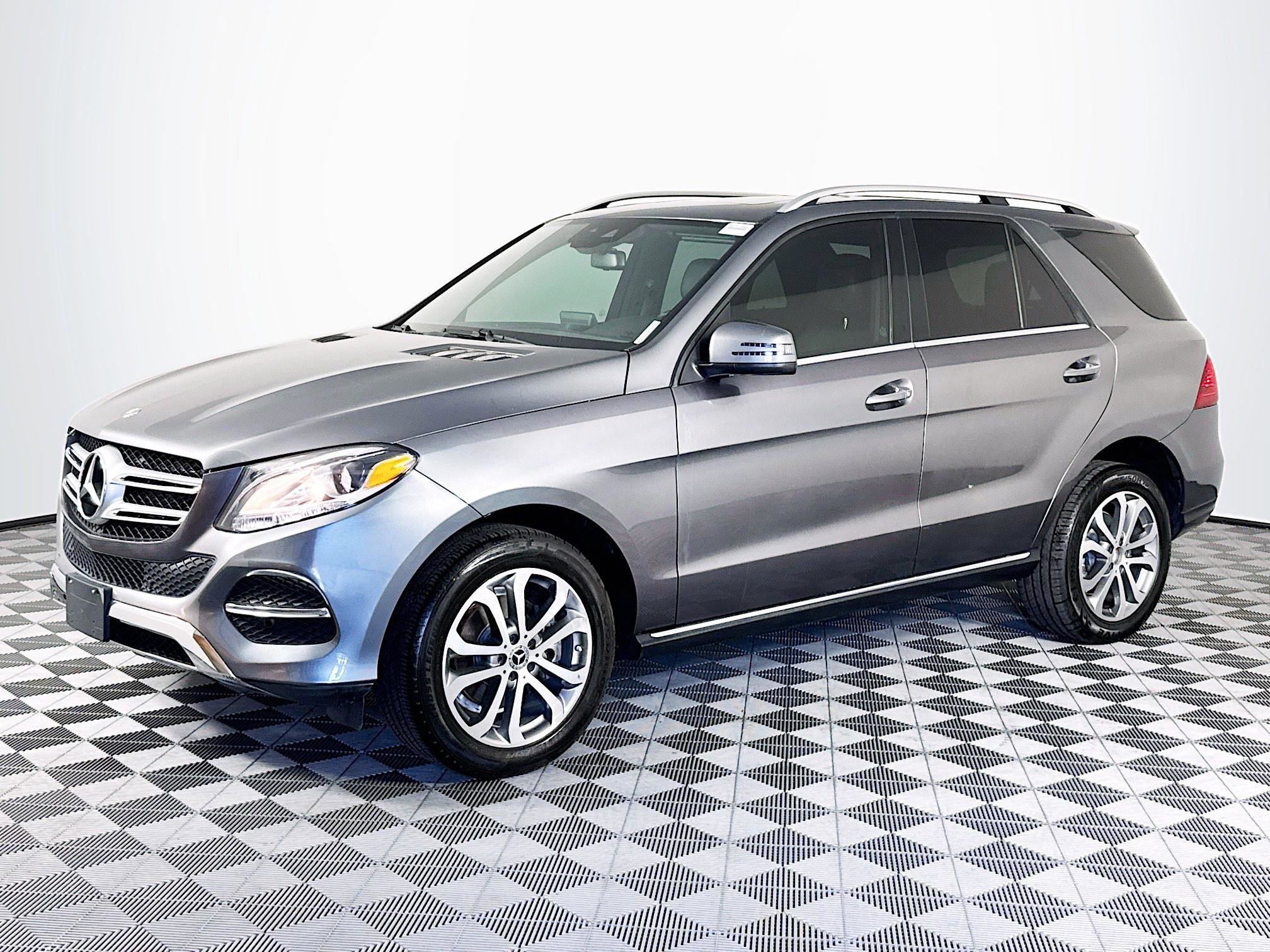Used 2018 Mercedes-Benz GLE 350 4MATIC image 4