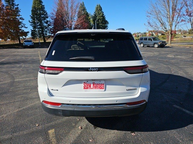 Used 2023 Jeep Grand Cherokee Limited w/ Luxury Tech Group II image 5