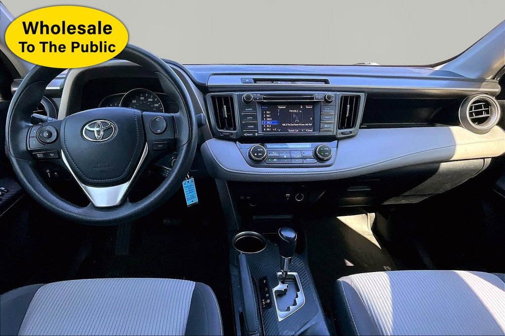 Used 2015 Toyota RAV4 XLE FWD image 7