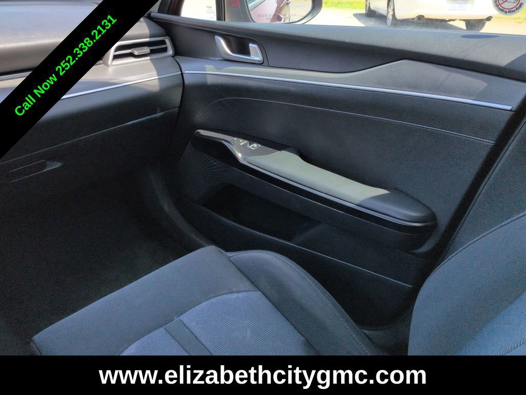 Used 2023 Kia K5 LXS image 17