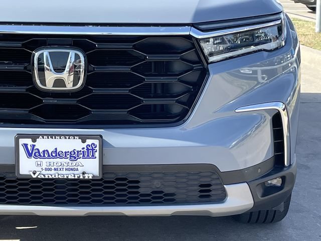 Used 2024 Honda Pilot Touring image 8