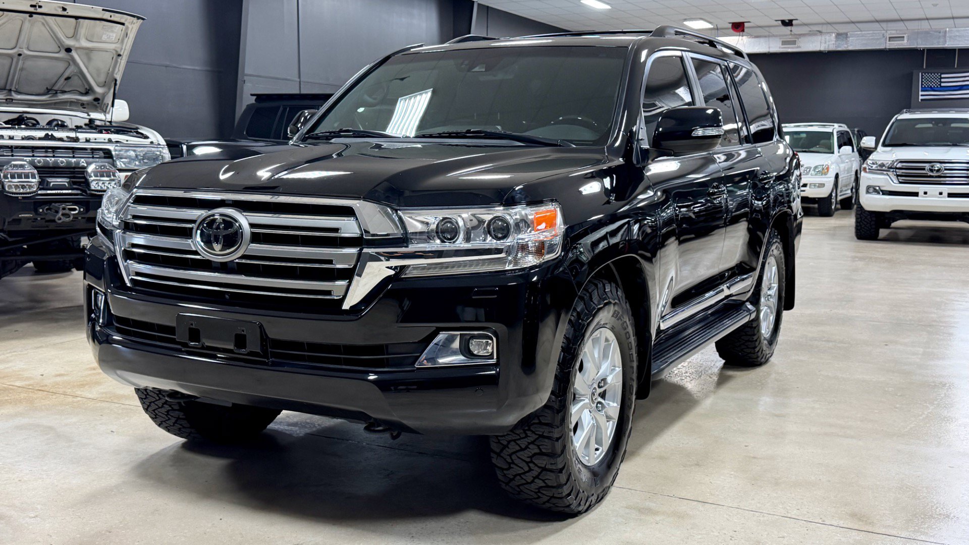 Used 2019 Toyota Land Cruiser AWD/4WD image 6