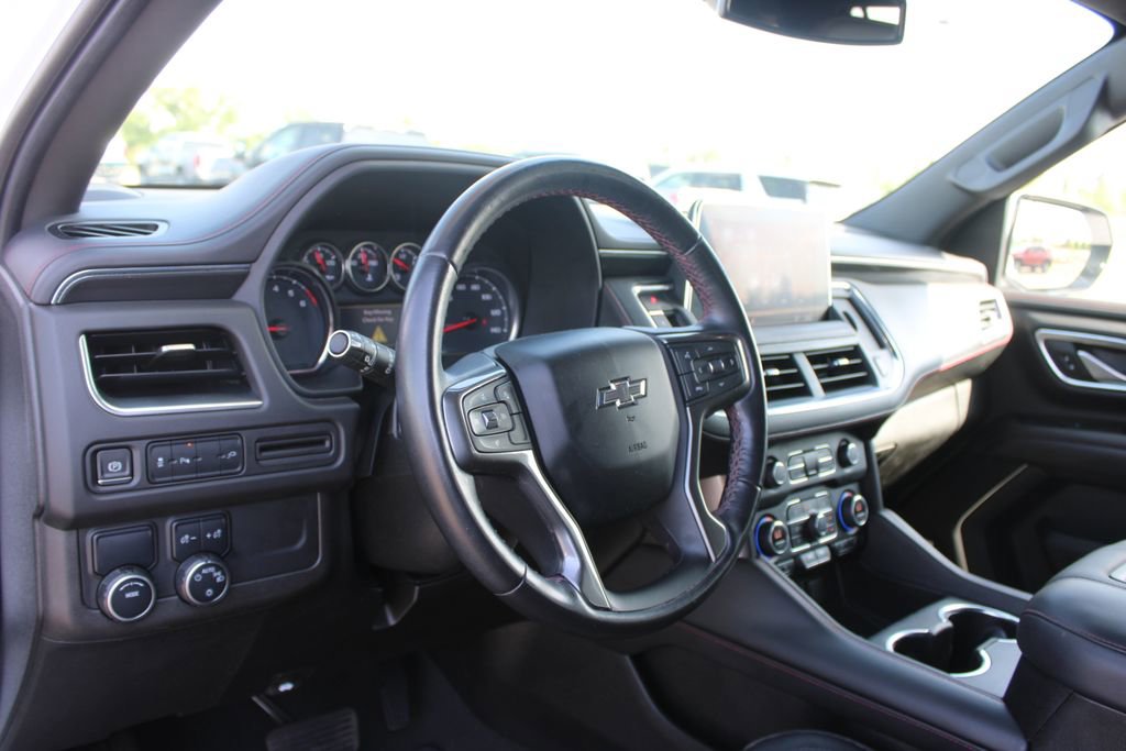 Used 2021 Chevrolet Suburban RST image 24