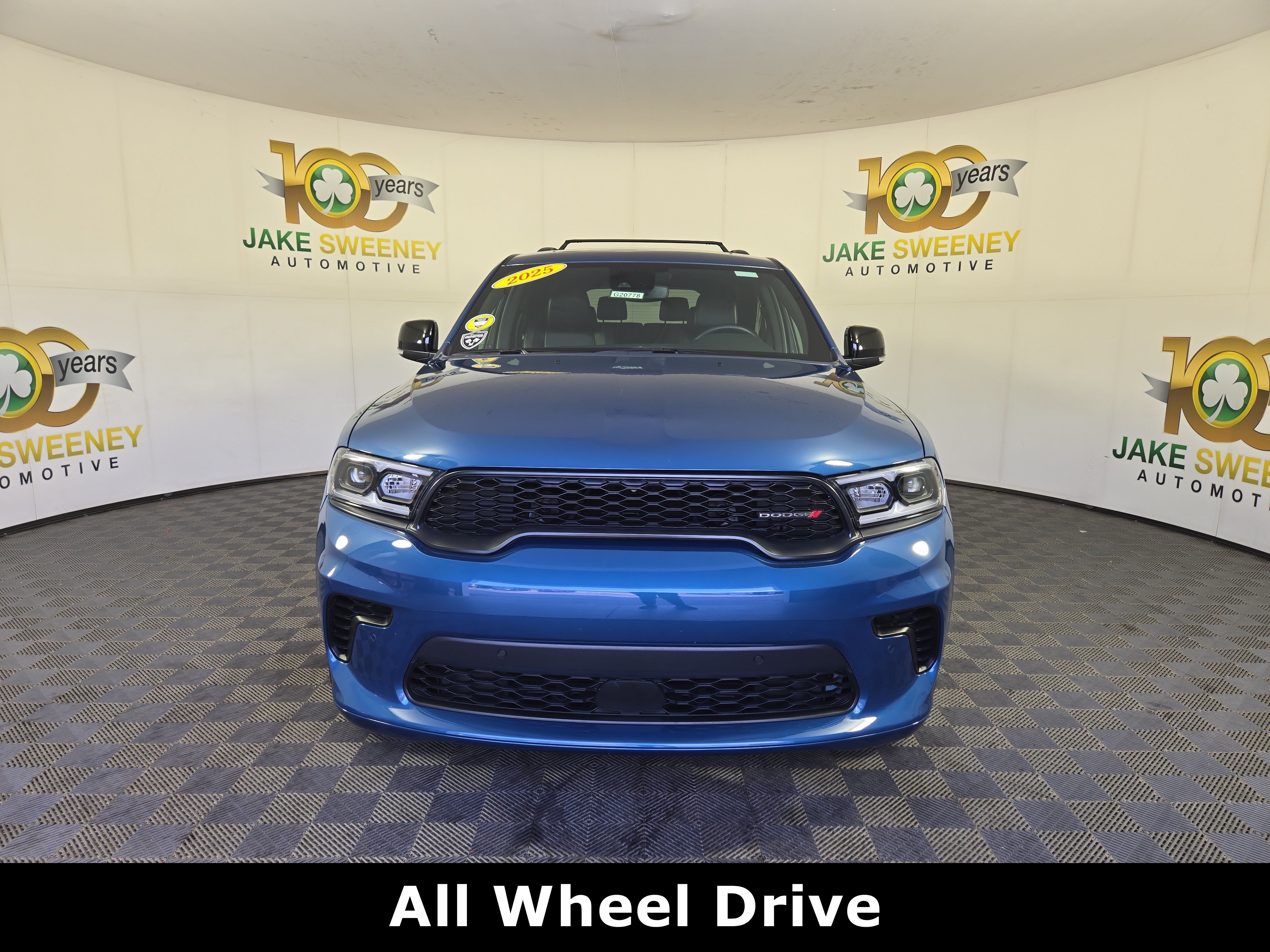 Used 2025 Dodge Durango GT AWD/4WD image 2