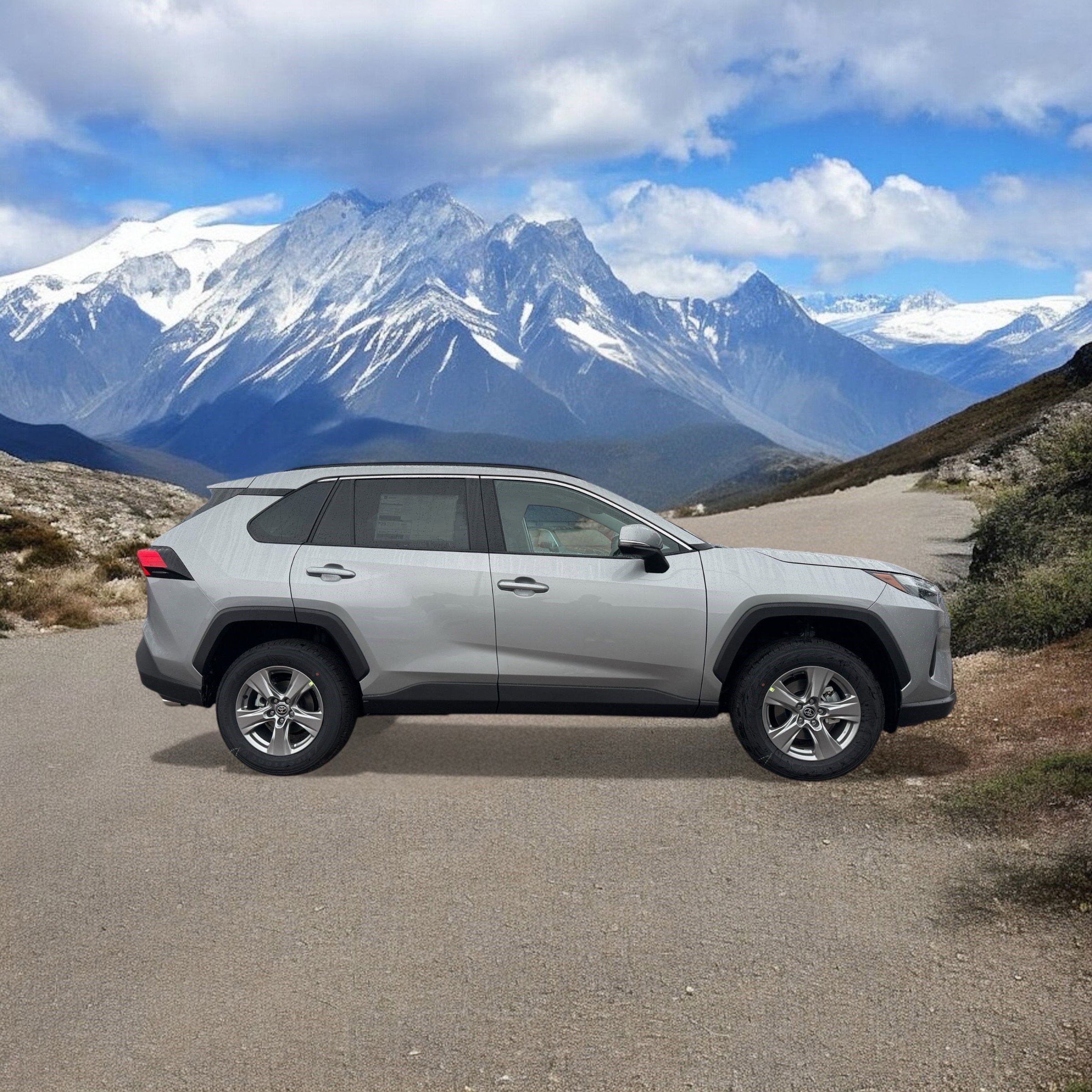New 2025 Toyota RAV4 XLE image 6