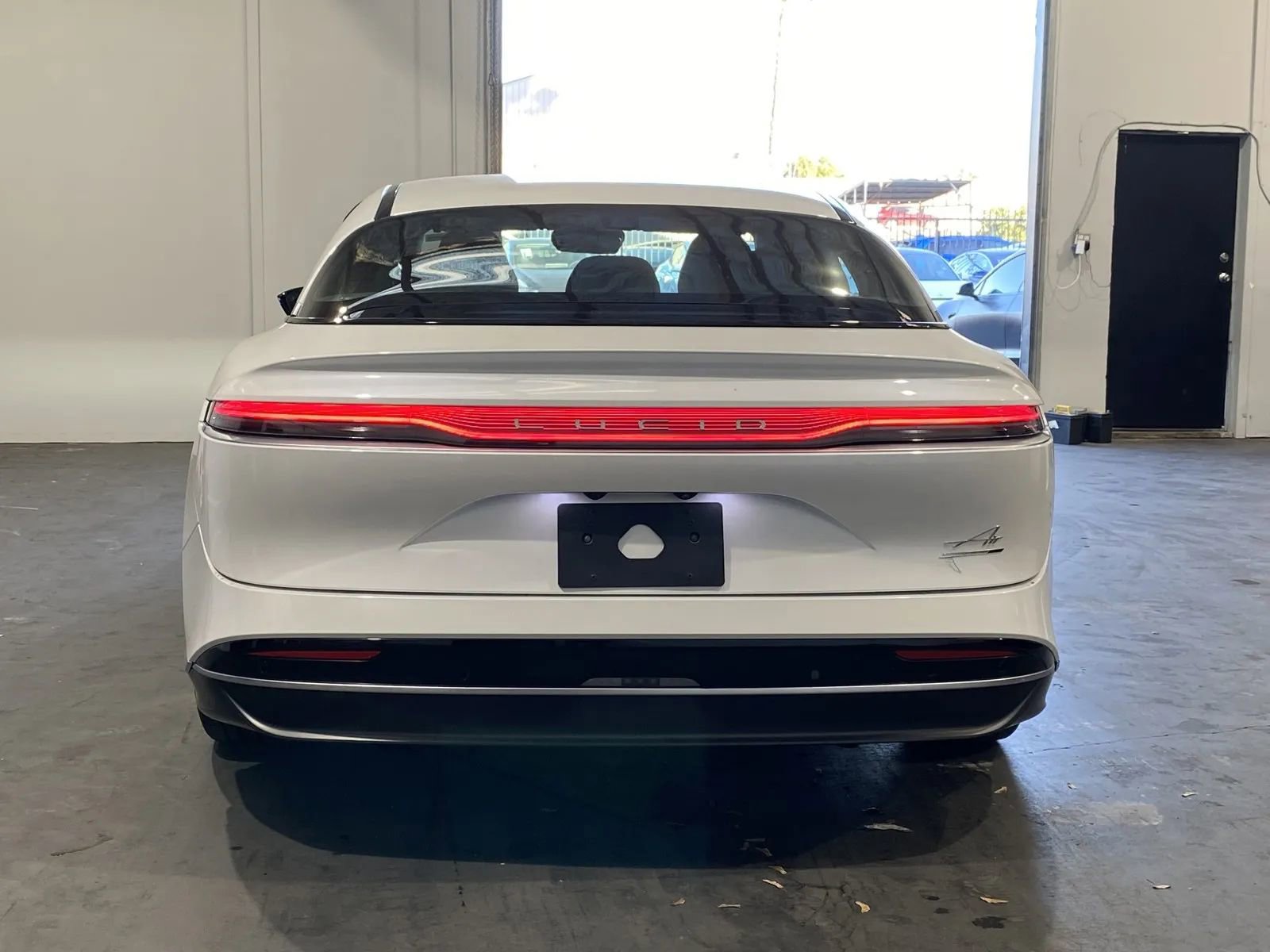 Used 2024 Lucid Air Touring image 3