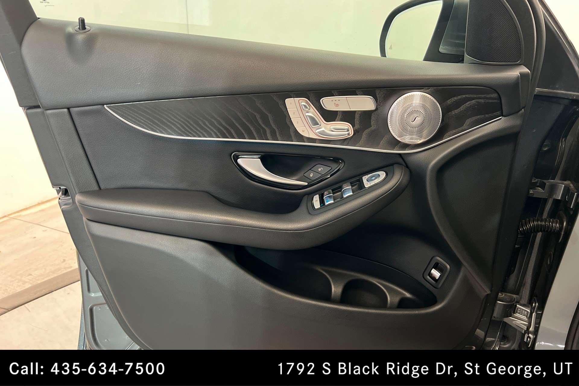 Used 2017 Mercedes-Benz GLC 300 4MATIC Coupe image 14