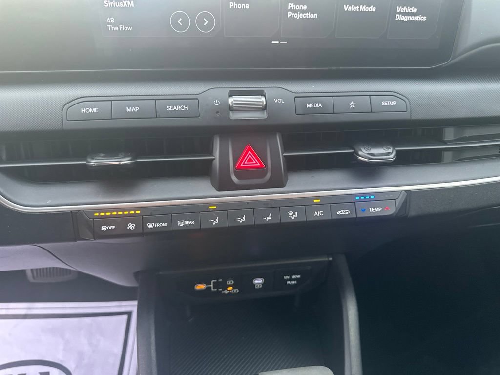 Used 2025 Kia K4 FWD image 19
