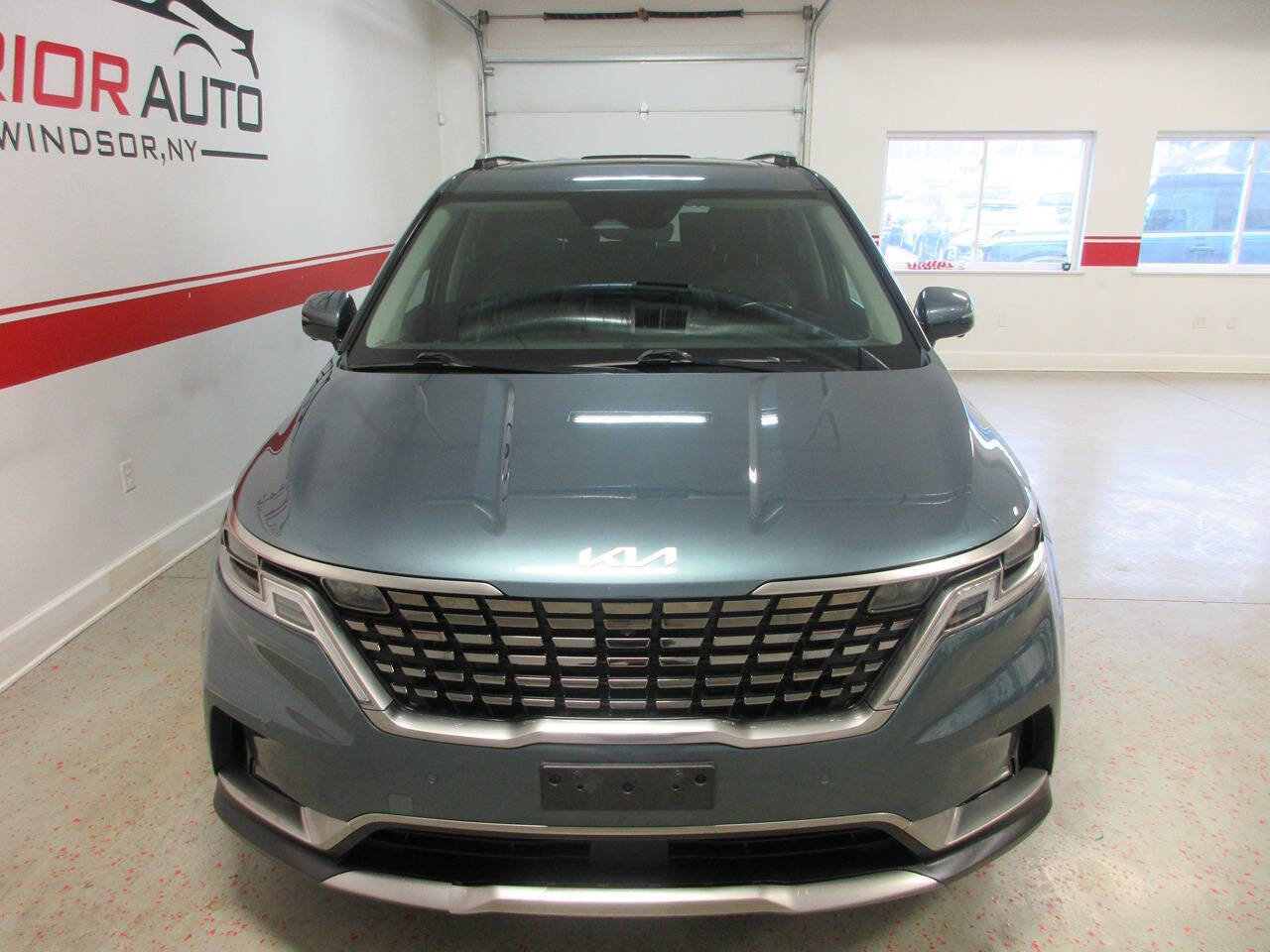 Used 2023 Kia Carnival SX Prestige image 11