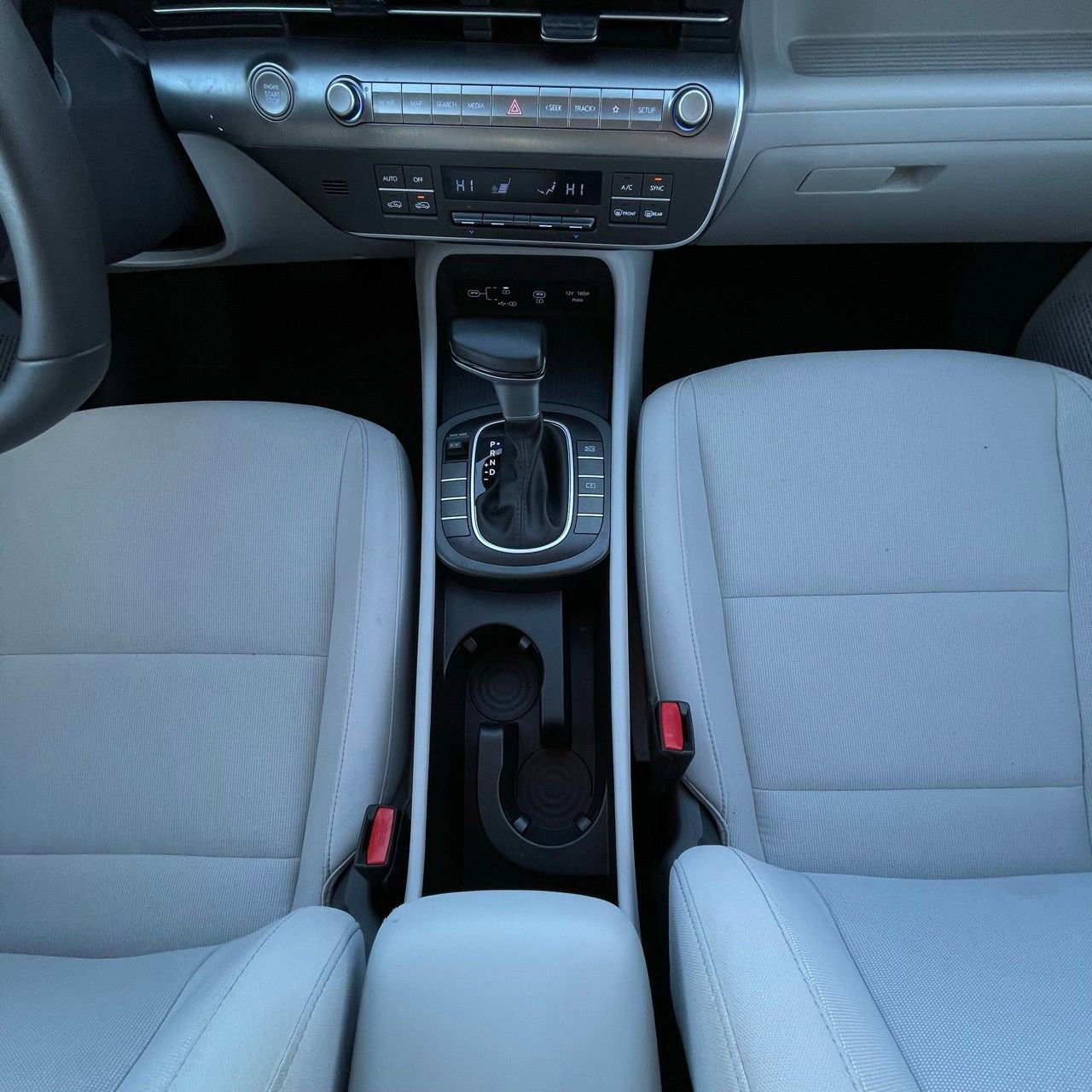 Used 2025 Hyundai Kona SEL image 18