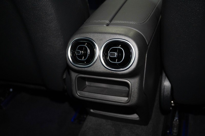 New 2027 Mercedes-Benz GLC 300 image 18