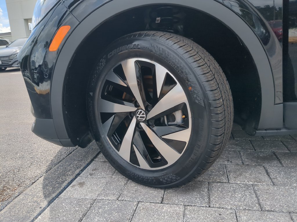 Certified 2023 Volkswagen ID.4 Pro AWD/4WD image 34