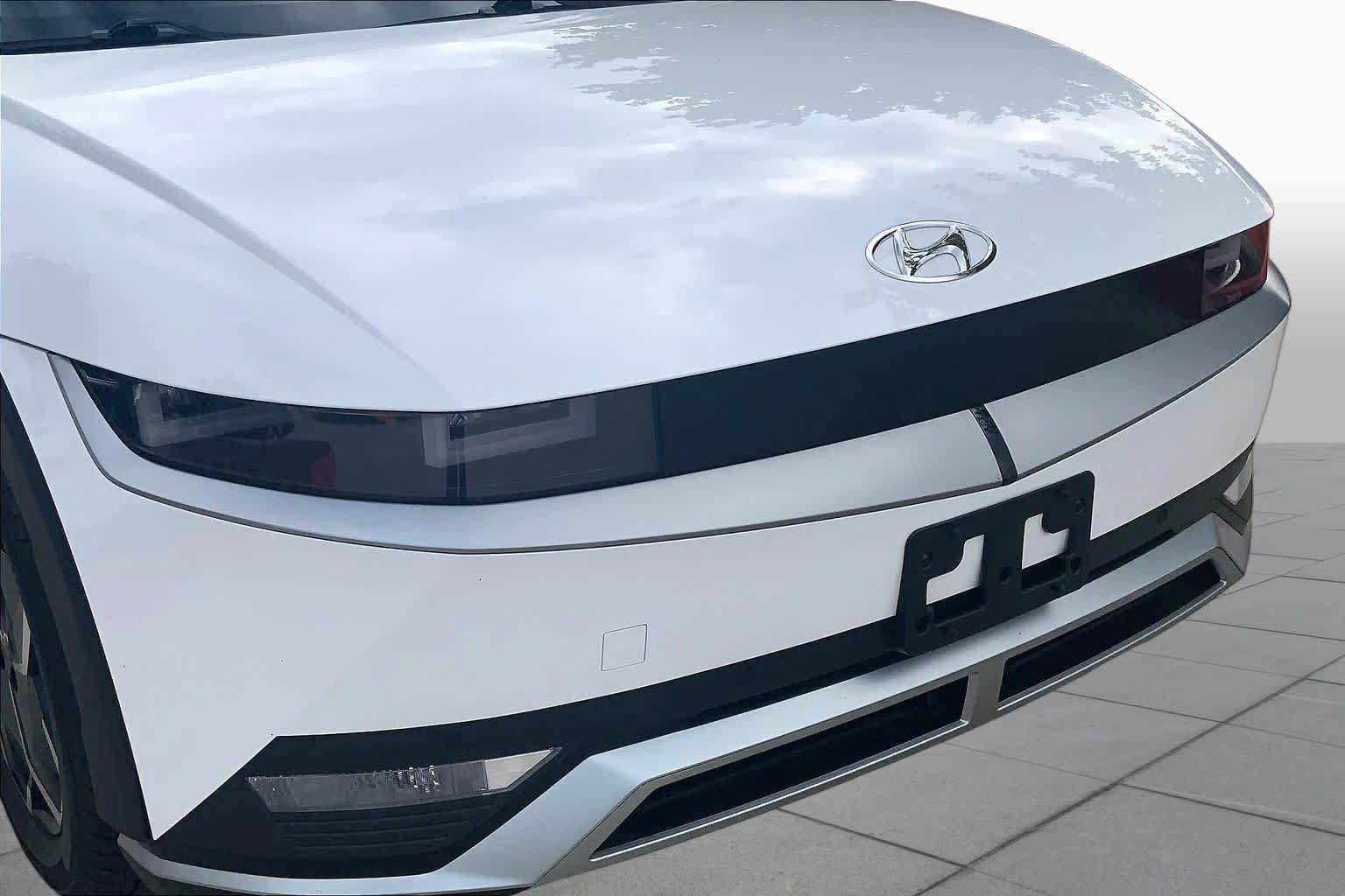 Used 2024 Hyundai Ioniq 5 SEL RWD image 31
