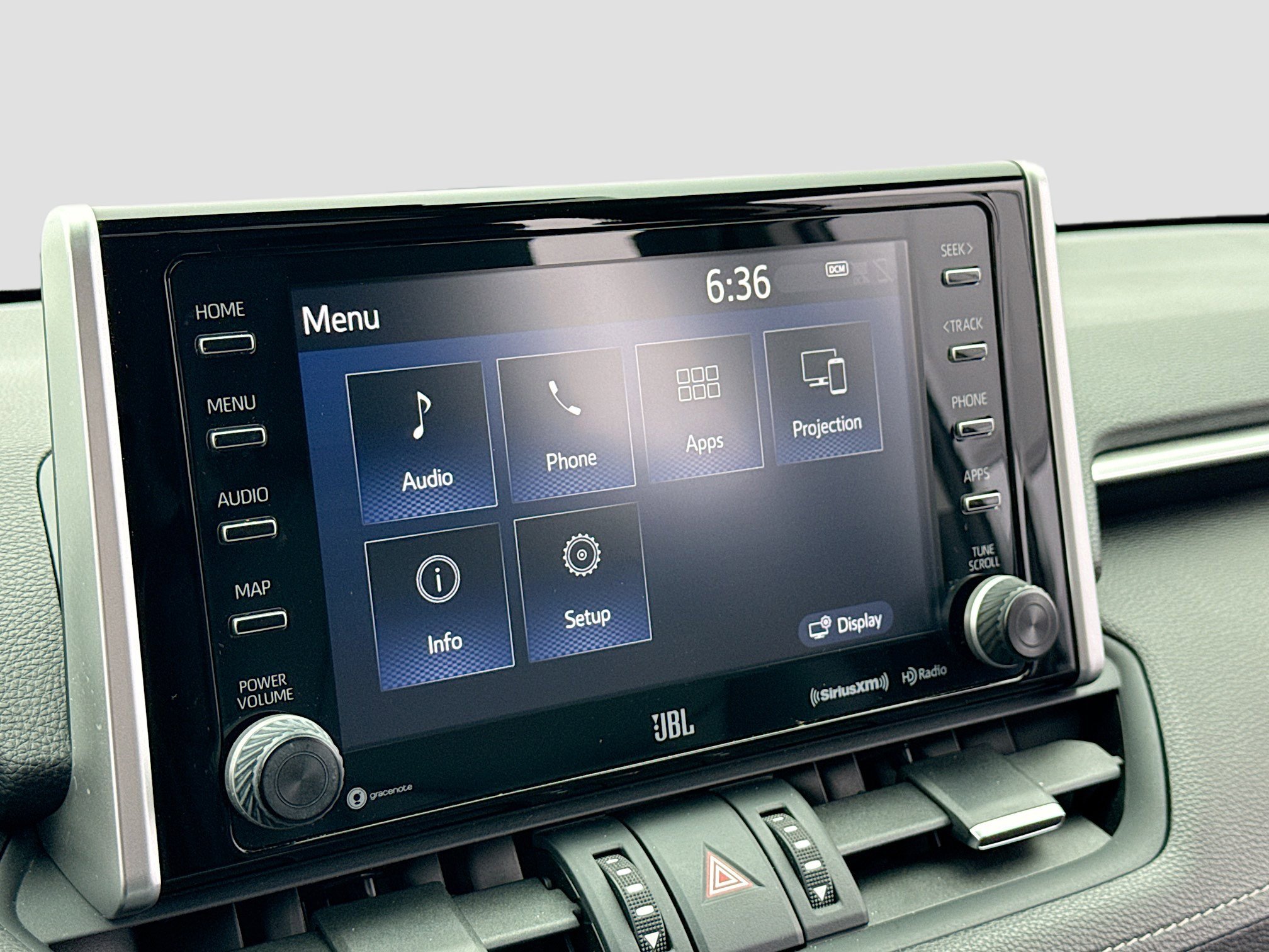 Used 2019 Toyota RAV4 XLE Premium image 10