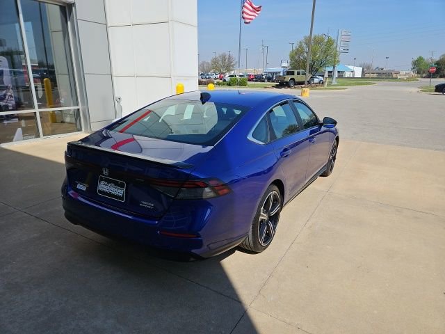 Used 2024 Honda Accord Sport image 5