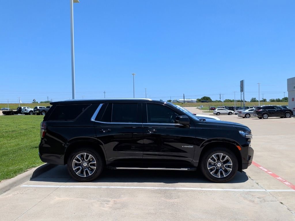 Used 2023 Chevrolet Tahoe LT w/ Luxury Package RWD image 12