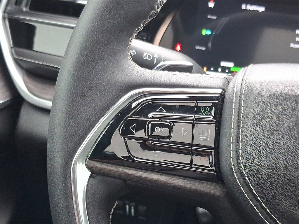 Used 2022 Jeep Grand Cherokee Overland image 22