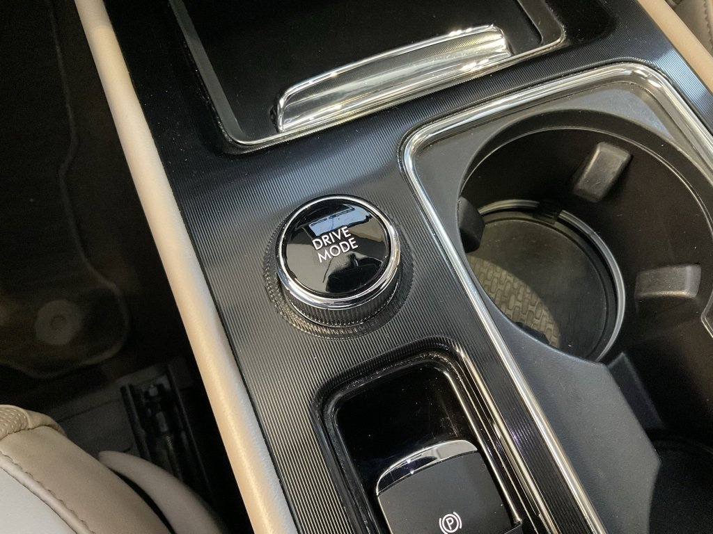 Used 2021 Lincoln Corsair Reserve w/ Sport Package image 19