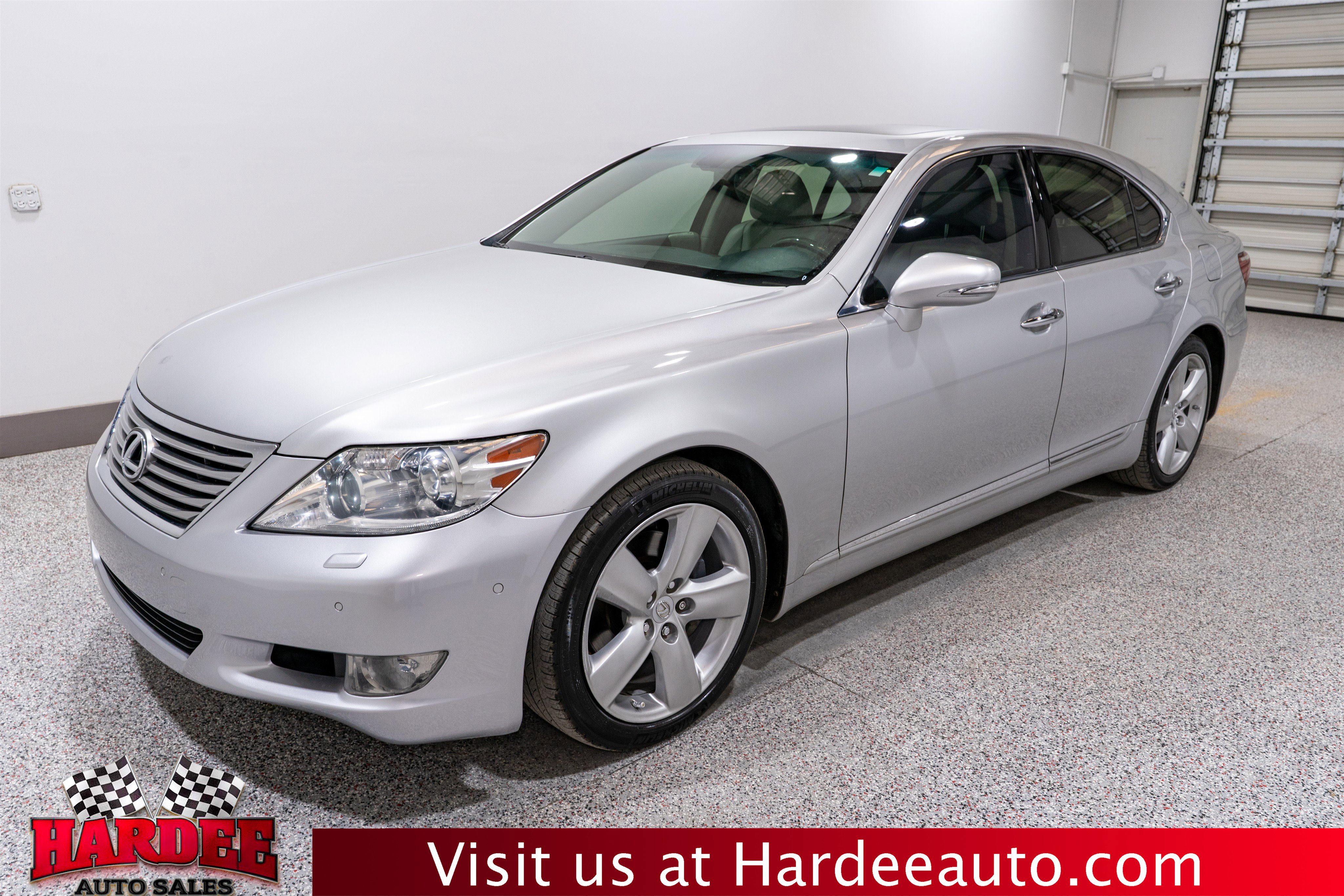 Used 2012 Lexus LS 460 w/ Comfort Pkg image 2