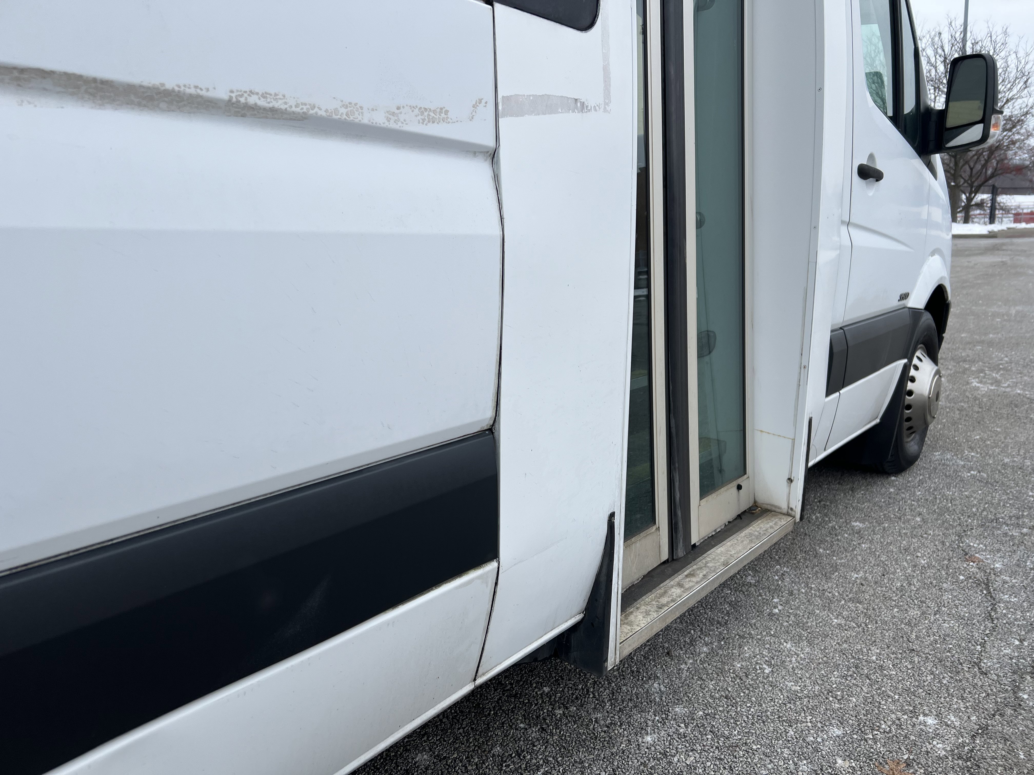 Used 2013 Freightliner Sprinter 3500 image 39