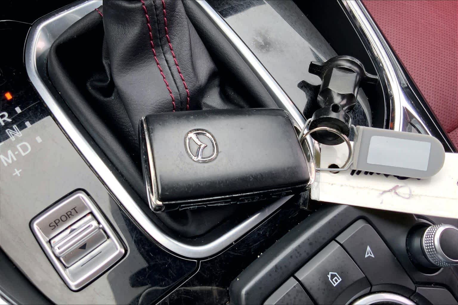 Used 2023 MAZDA CX-9 Carbon Edition AWD/4WD image 15