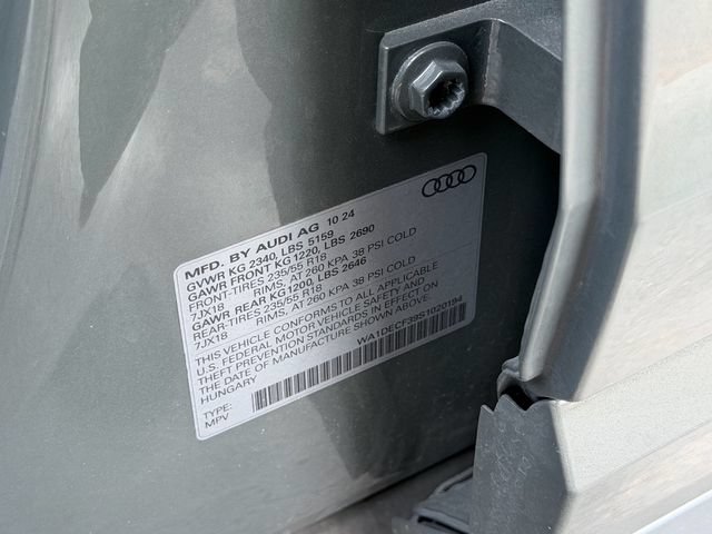 Used 2025 Audi Q3 2.0T Premium AWD/4WD image 8