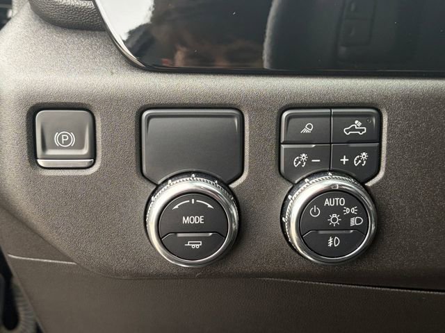 Certified 2022 GMC Sierra 1500 SLT w/ SLT Convenience Package RWD image 5