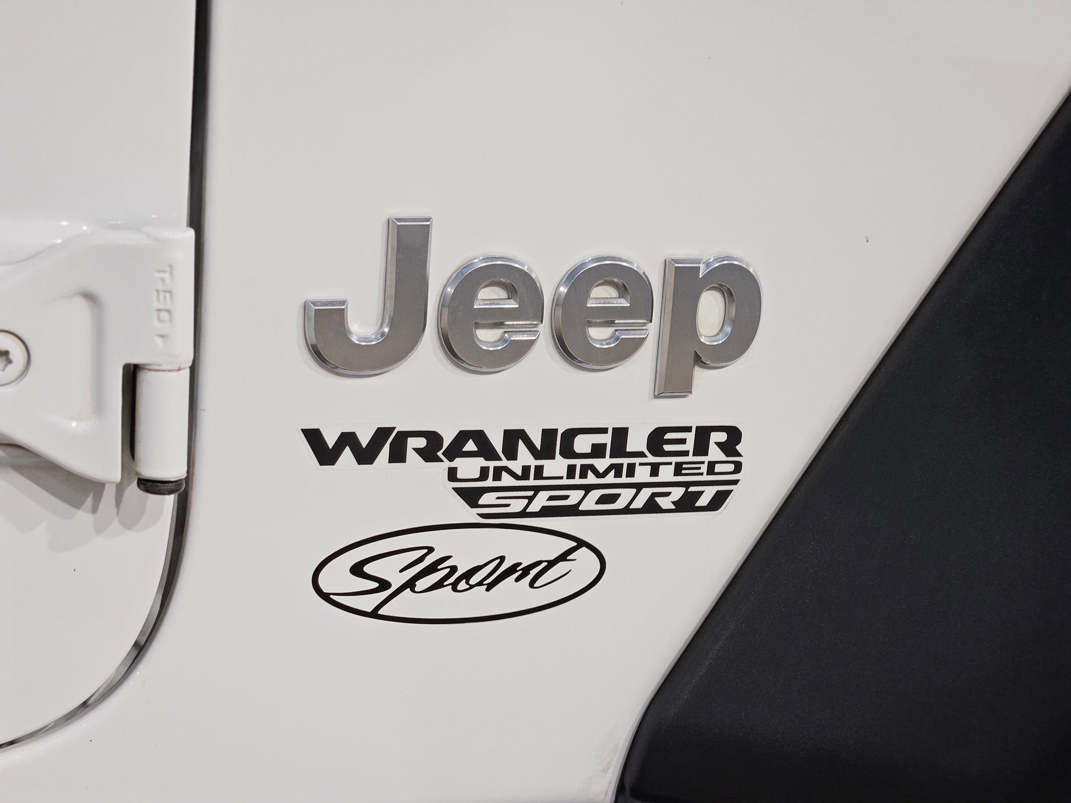 Used 2020 Jeep Wrangler Unlimited Sport S AWD/4WD image 37