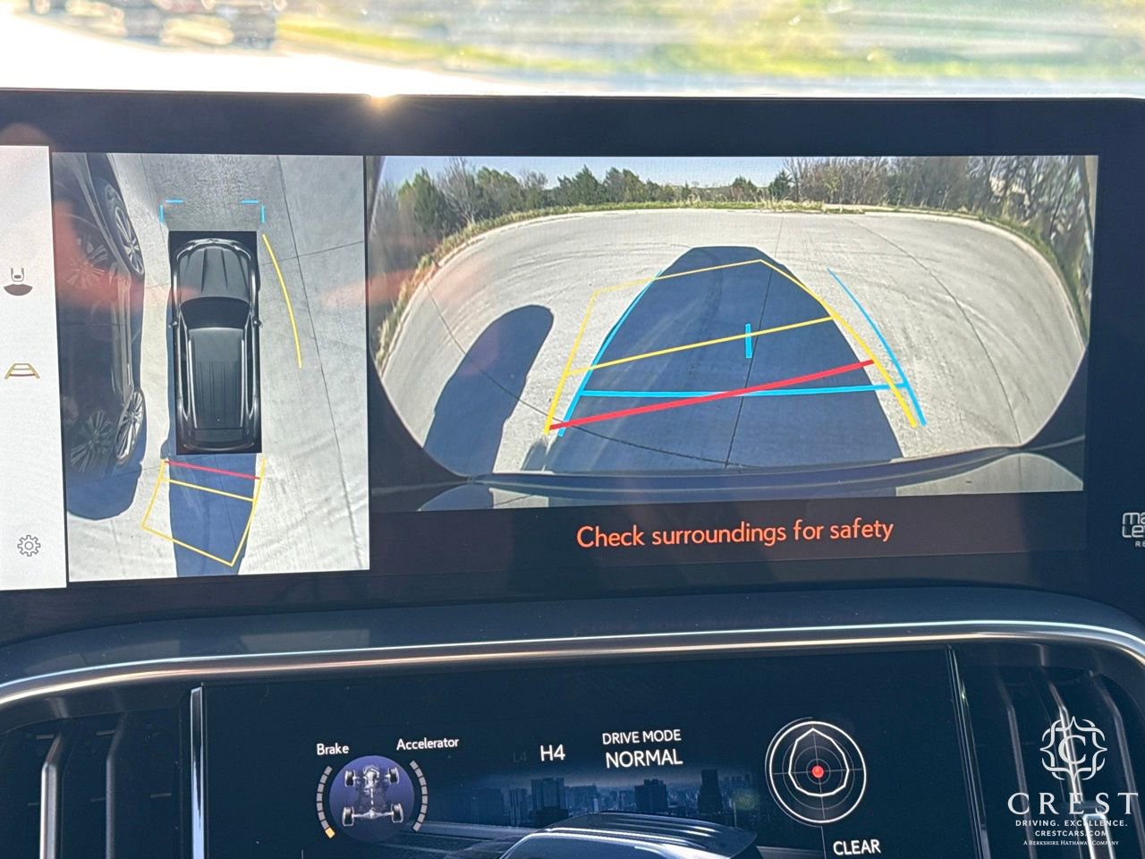 Used 2025 Lexus LX 600 4WD w/ Luxury Package image 21