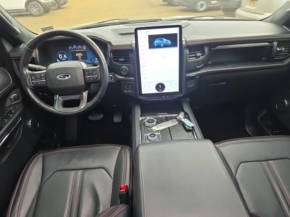 Used 2022 Ford Expedition Limited AWD/4WD image 12