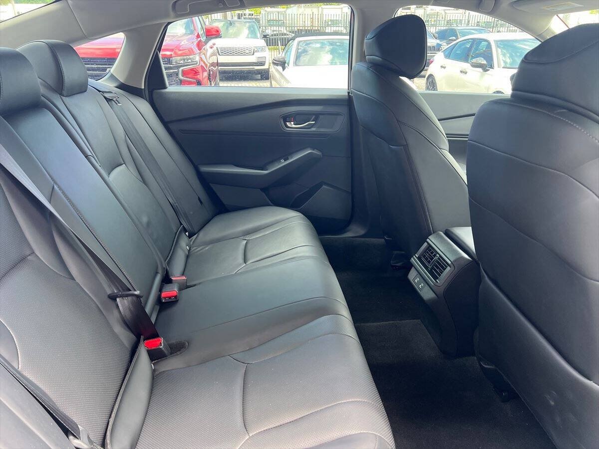 Used 2025 Honda Accord EX-L image 9