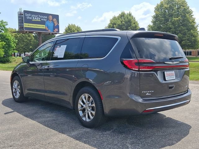 Used 2022 Chrysler Pacifica Touring-L AWD/4WD image 7