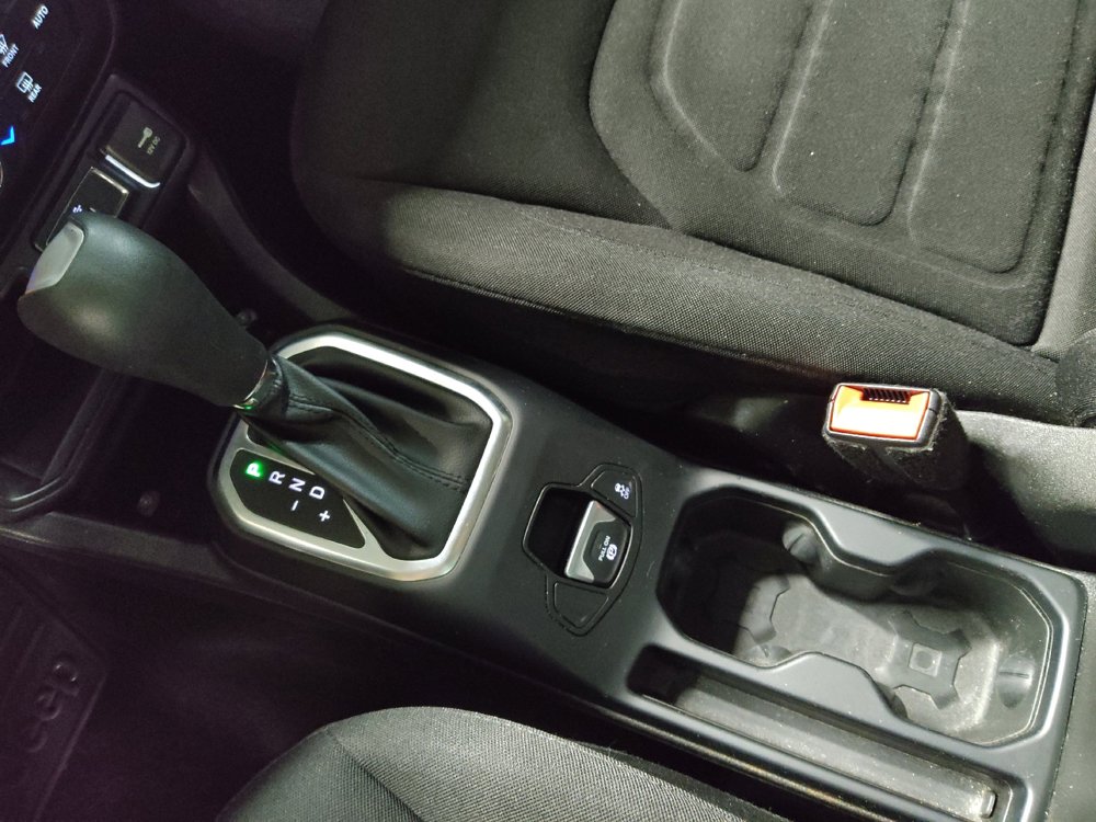 Used 2021 Jeep Renegade Latitude image 26