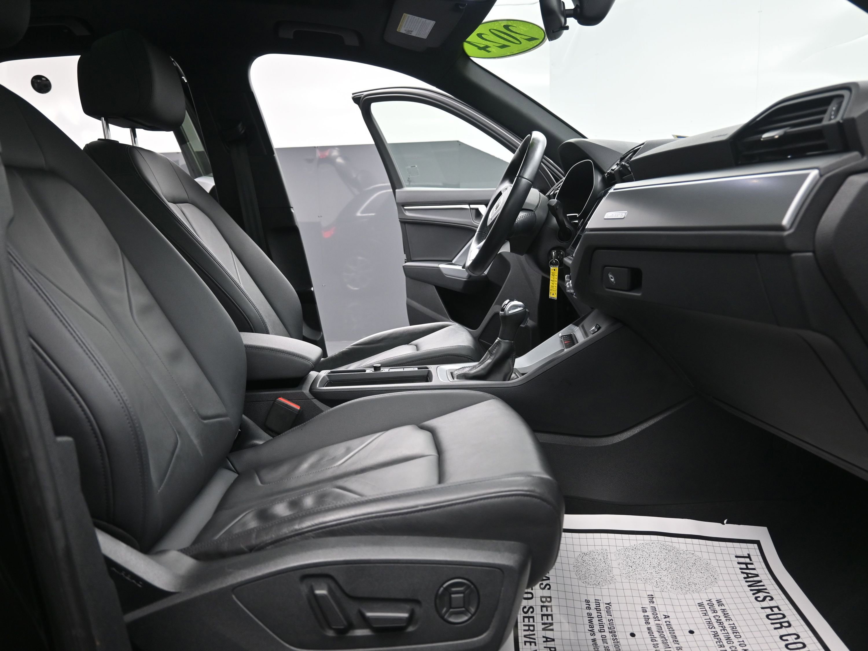 Used 2024 Audi Q3 2.0T Premium image 30