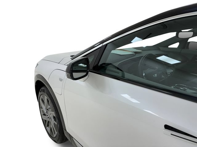 Certified 2025 Cadillac Optiq Luxury 1 AWD/4WD image 10