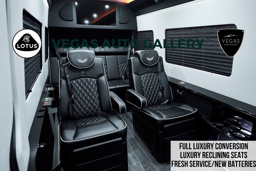 Used 2017 Mercedes-Benz Sprinter 3500 image 1