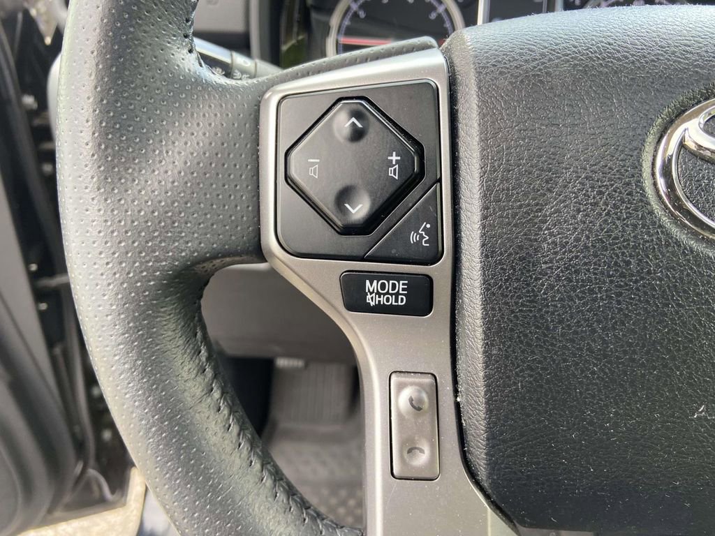 Used 2021 Toyota 4Runner Limited RWD image 34