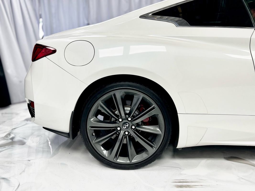 Used 2018 INFINITI Q60 Red Sport 400 w/ Sensory Package 3.0T Sport image 12