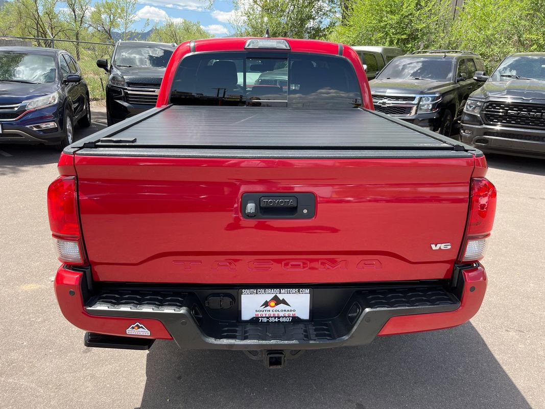 Used 2018 Toyota Tacoma TRD Sport w/ Technology Package AWD/4WD image 6