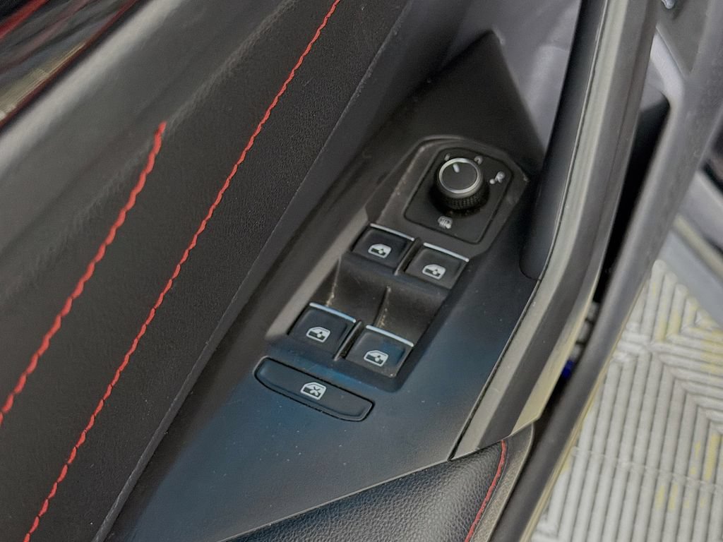 Used 2022 Volkswagen Jetta GLI Autobahn FWD image 19
