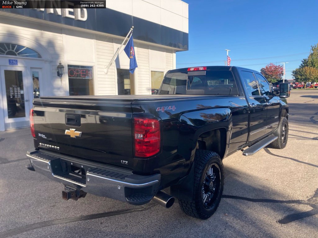 Used 2015 Chevrolet Silverado 2500 LTZ w/ Duramax Plus Package AWD/4WD image 5