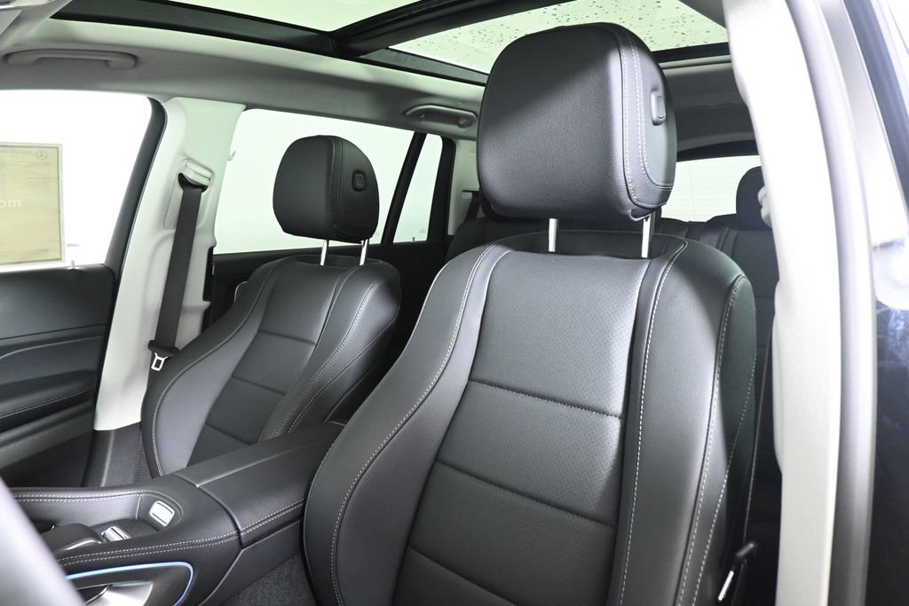 New 2026 Mercedes-Benz GLS 450 4MATIC image 15