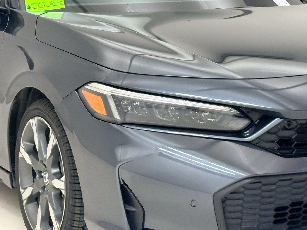 Certified 2025 Honda Civic Sport Touring image 5