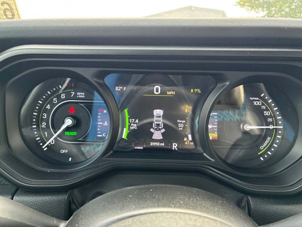 Used 2024 Jeep Wrangler Unlimited Rubicon 4xe AWD/4WD image 15