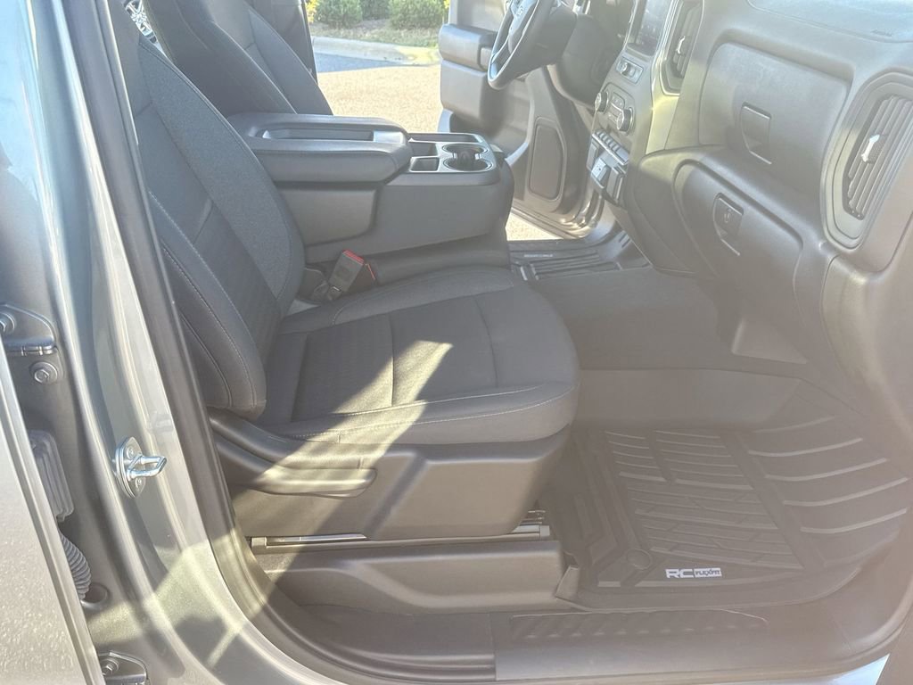 Certified 2024 Chevrolet Silverado 1500 Custom w/ Turbomax Blackout Package image 26