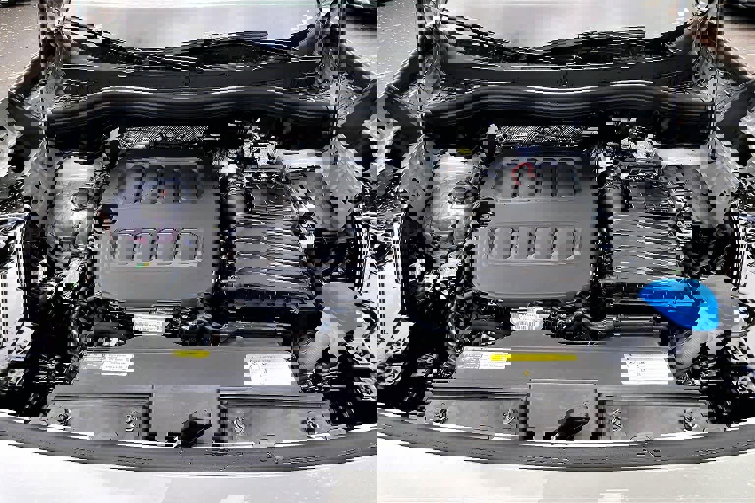 New 2026 Volkswagen Tiguan SE R-Line image 16