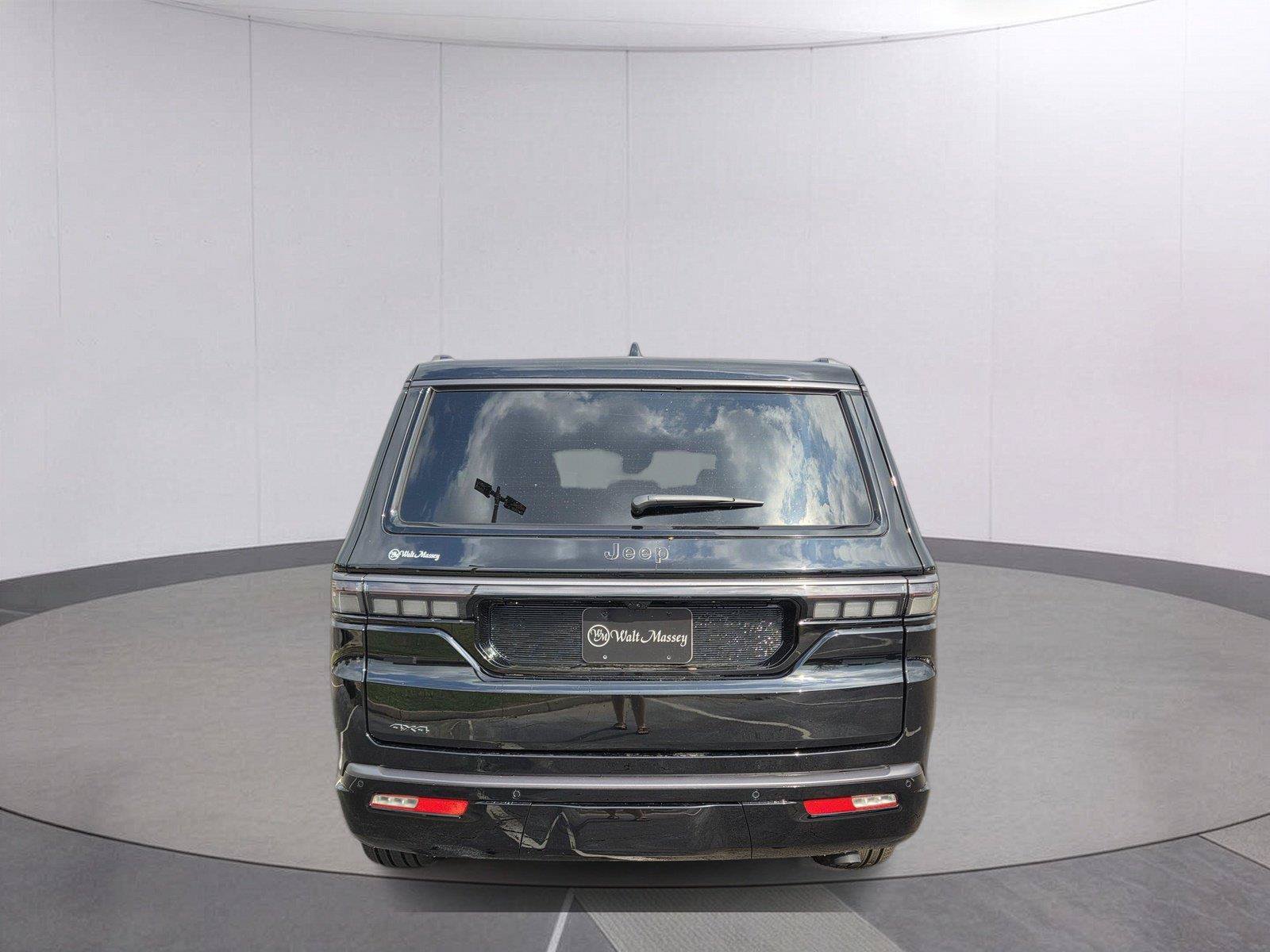 New 2026 Jeep Grand Wagoneer Limited AWD/4WD image 6